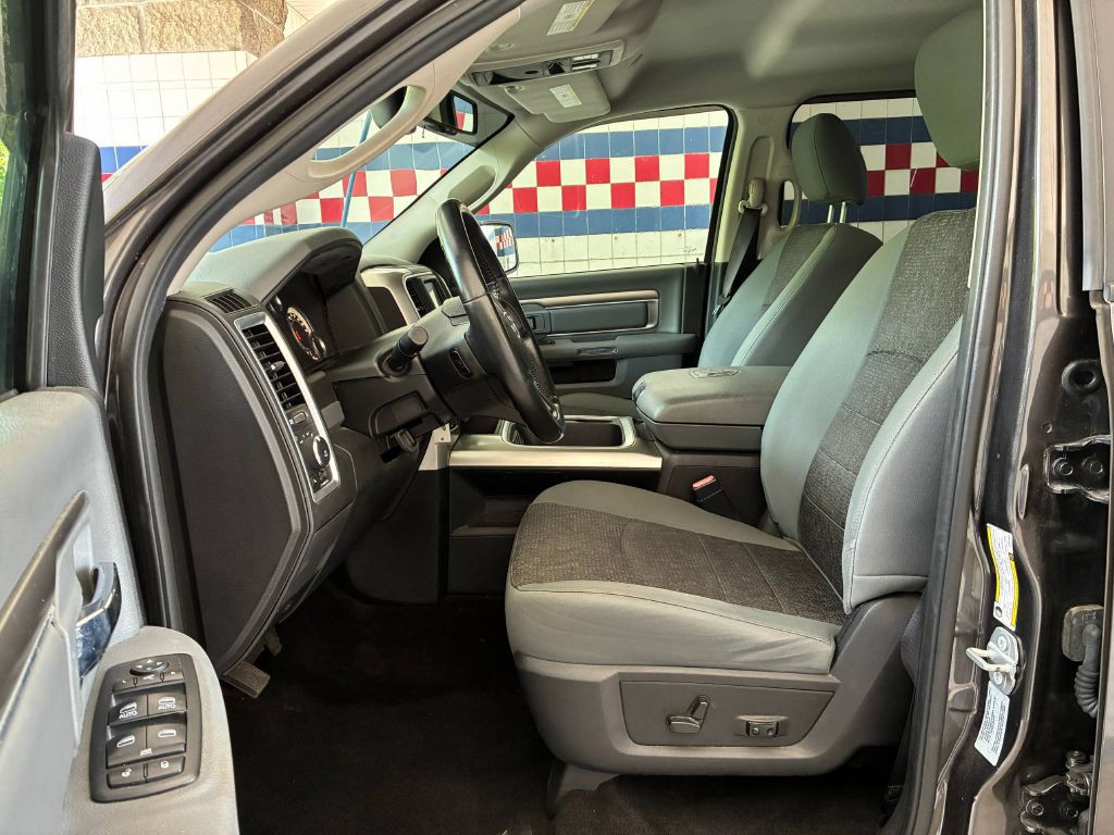 2017 RAM 1500 Image 9