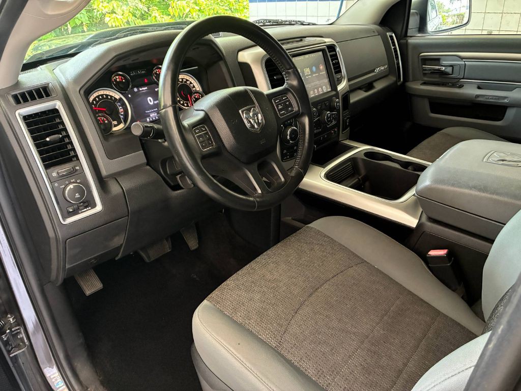 2017 RAM 1500 Image 10