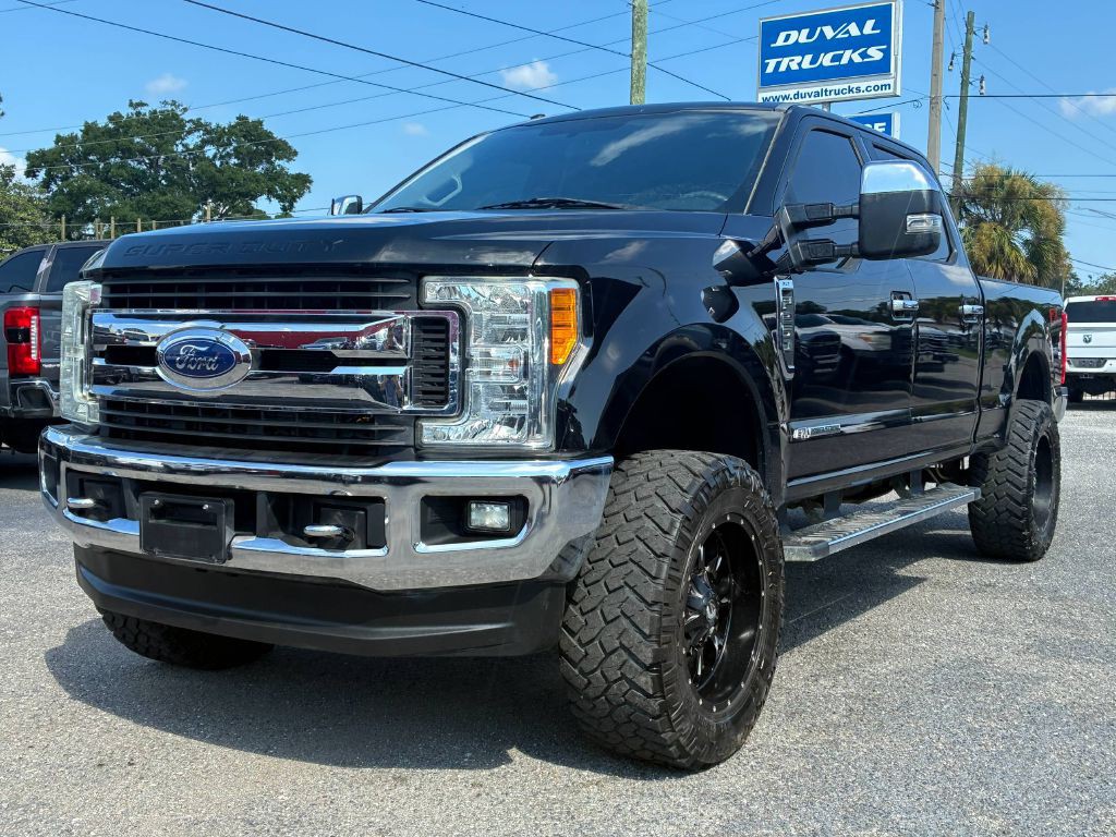 2017 Ford F-250 Image 1