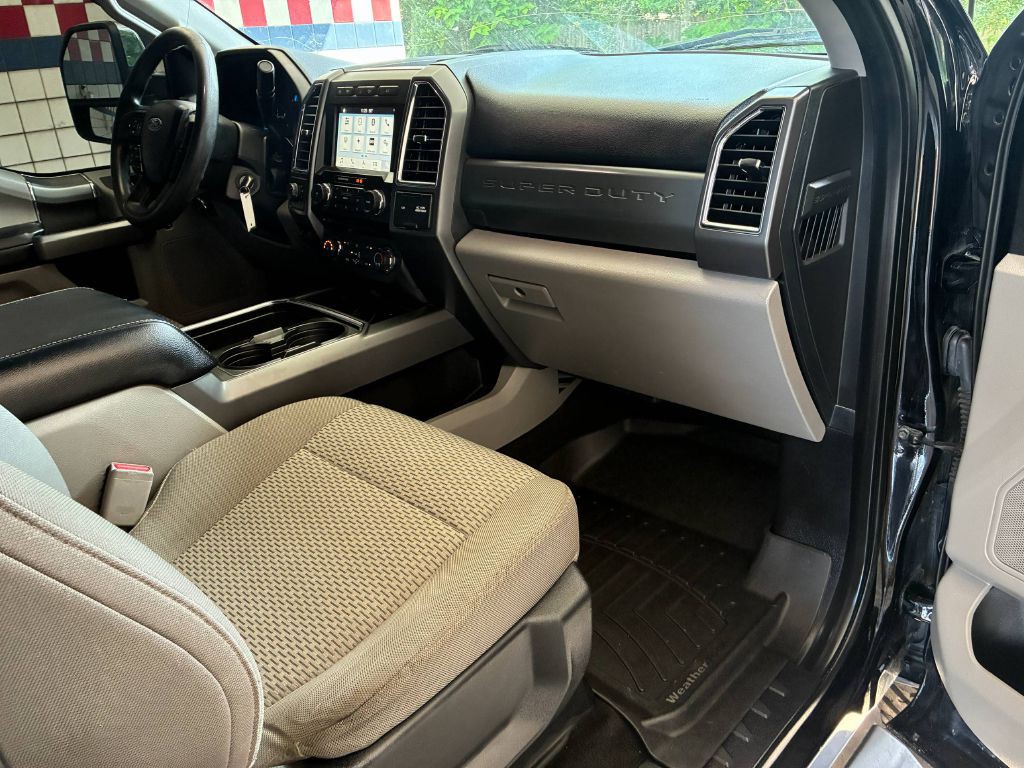 2017 Ford F-250 Image 17