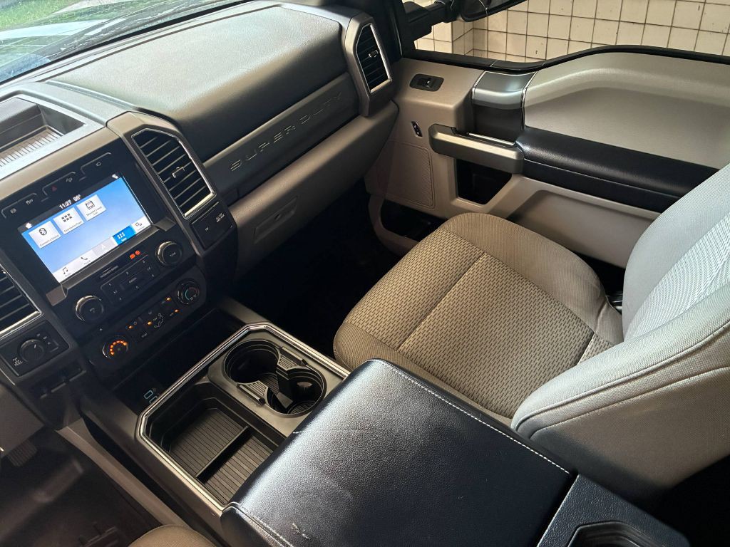 2017 Ford F-250 Image 20
