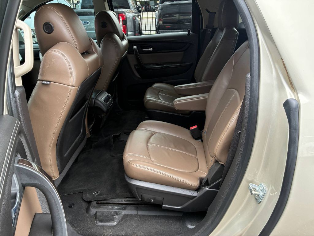 2015 GMC Acadia Image 11