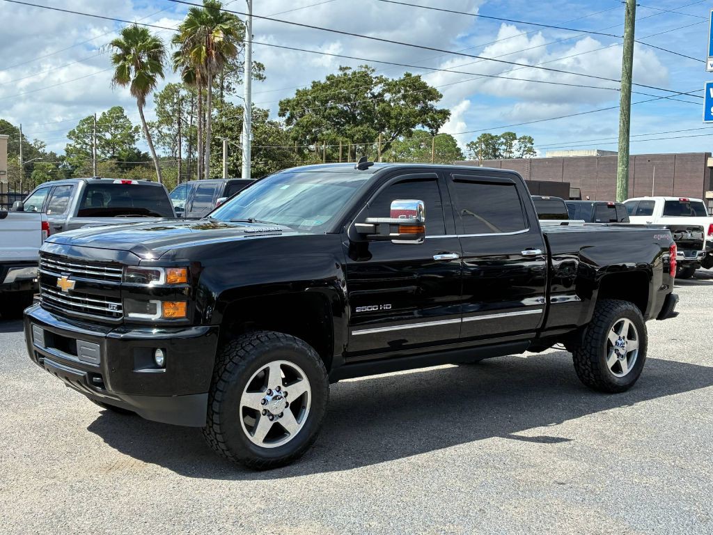 2016 Chevrolet Silverado 1500 Image 2