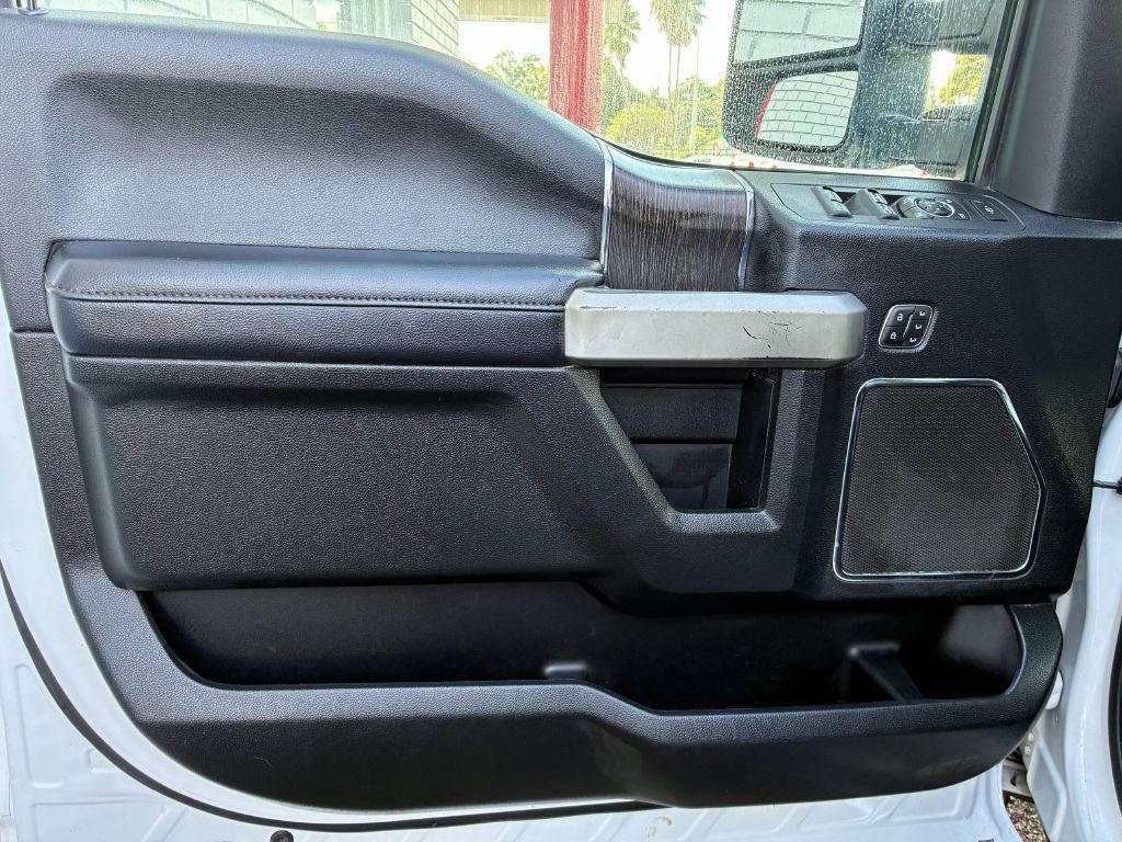 2021 Ford F-250 Image 11