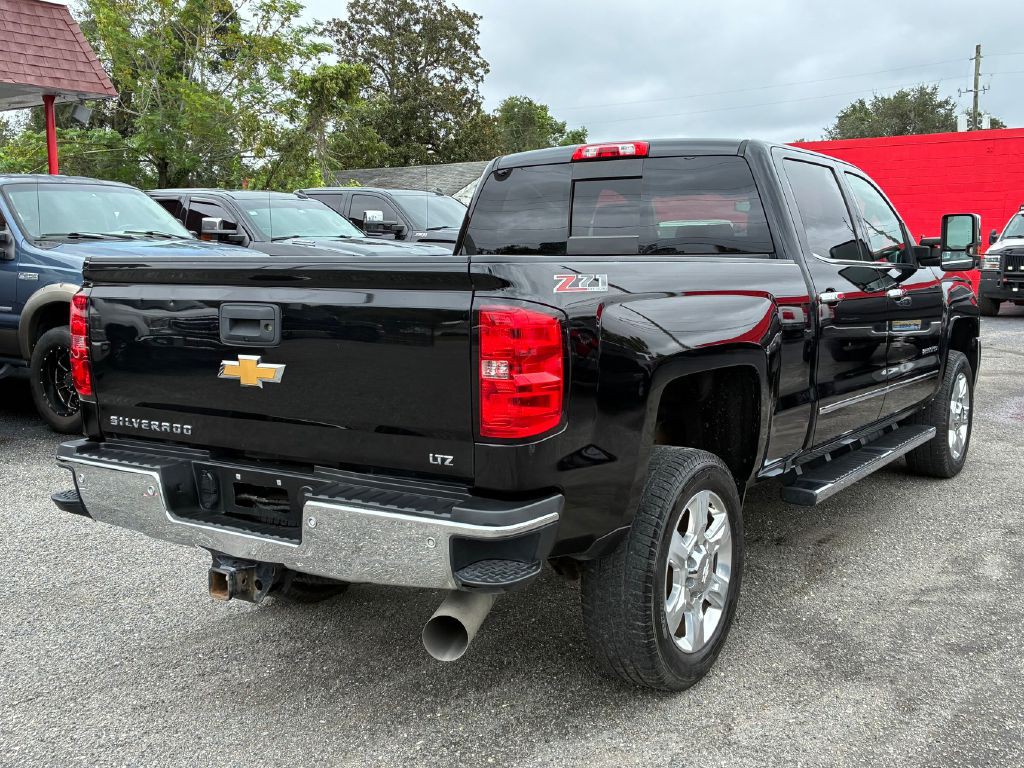 2017 Chevrolet Silverado 1500 Image 5