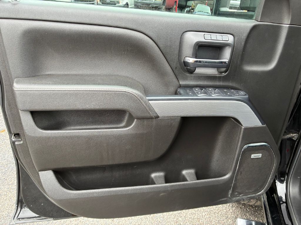 2017 Chevrolet Silverado 1500 Image 11