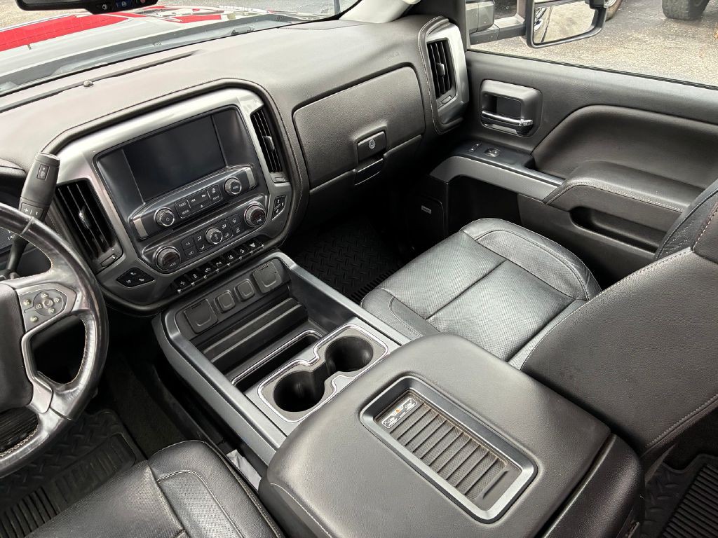 2017 Chevrolet Silverado 1500 Image 19