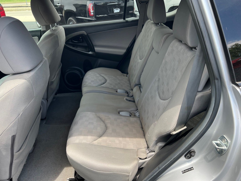 2011 Toyota Rav4 Image 11