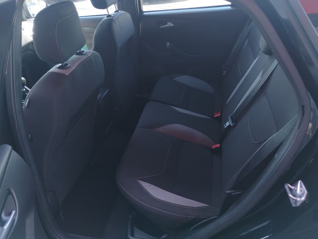 2017 Ford Focus Image 11