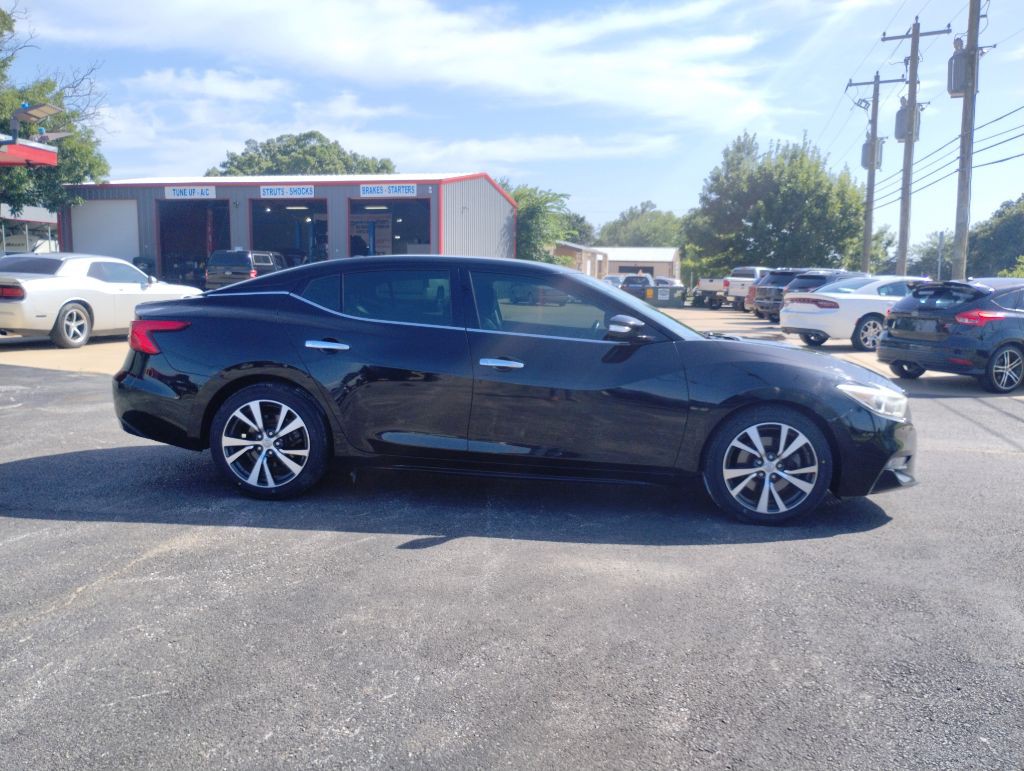 2017 Nissan Maxima Image 5