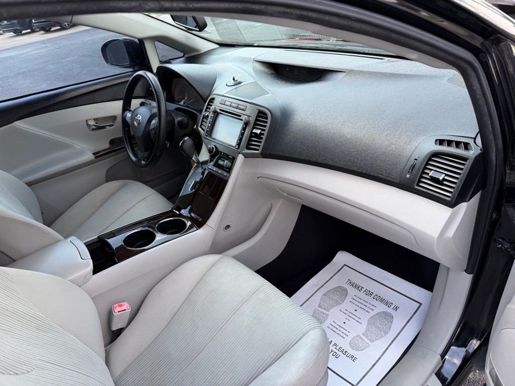 2009 Toyota Venza Image 12