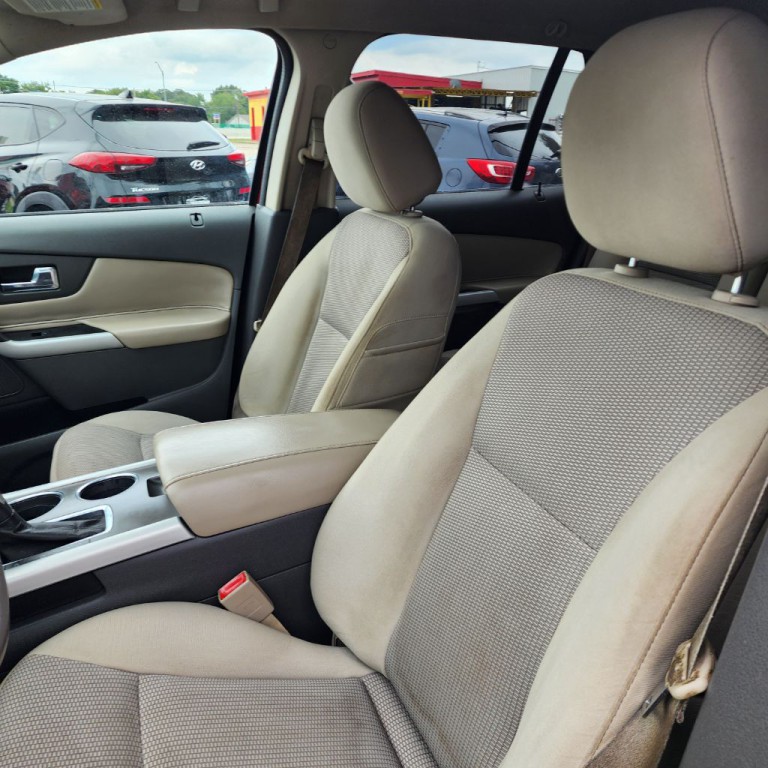 2014 Ford Edge Image 8