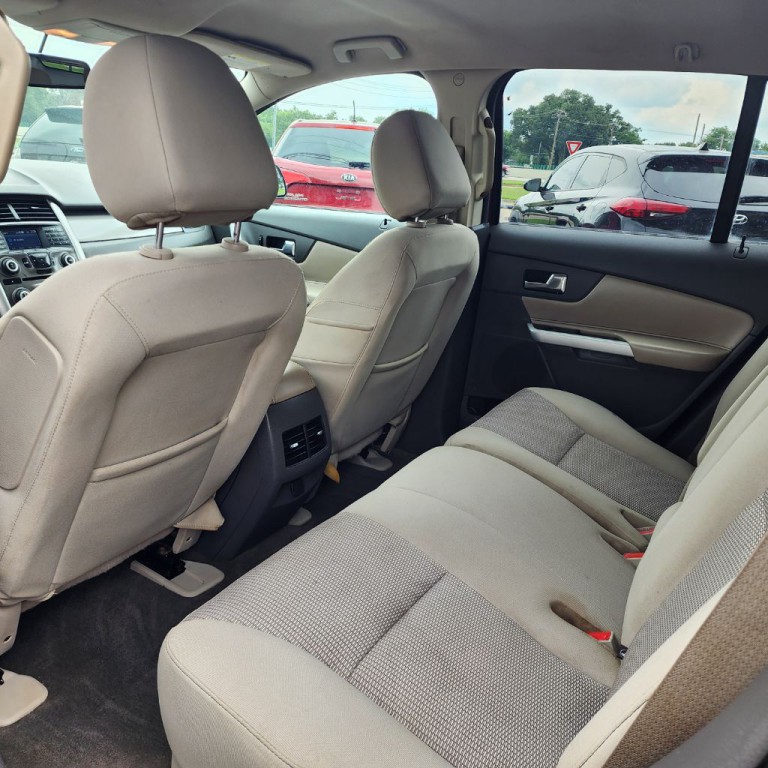 2014 Ford Edge Image 9