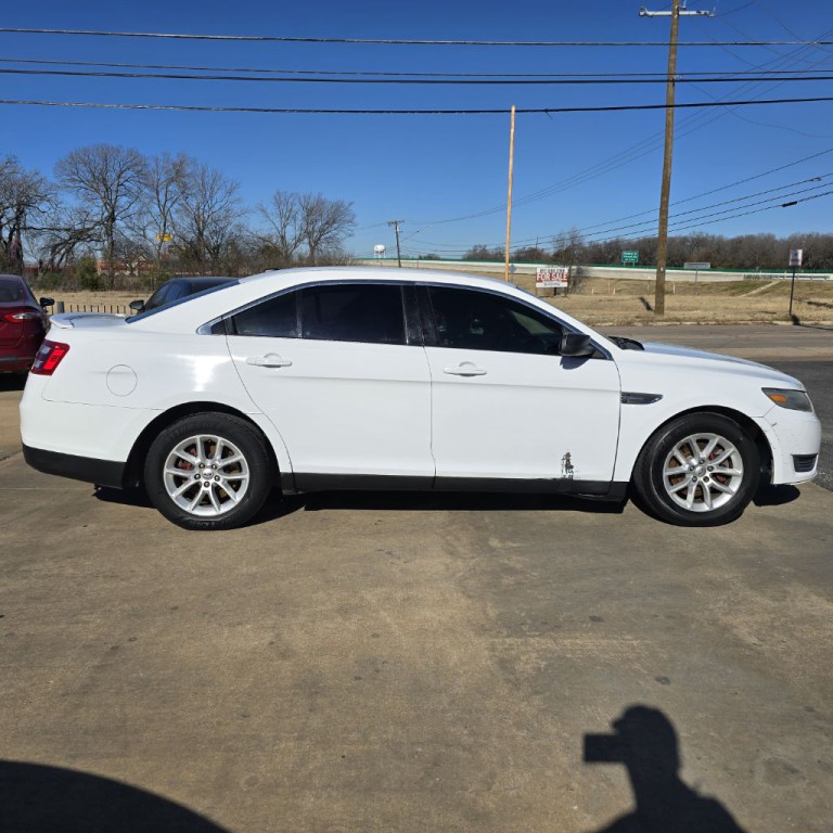 2013 Ford Taurus Image 5
