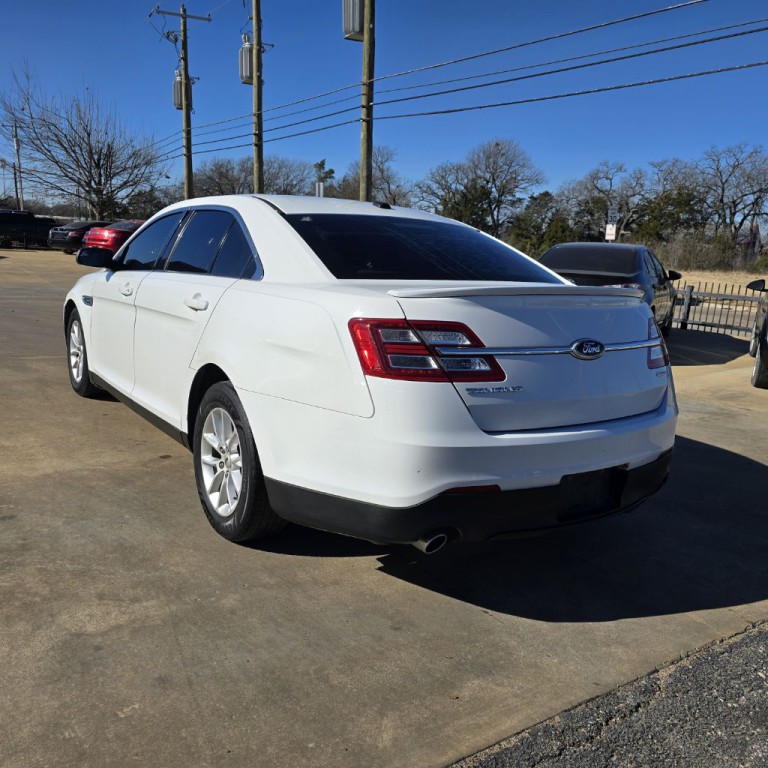2013 Ford Taurus Image 7