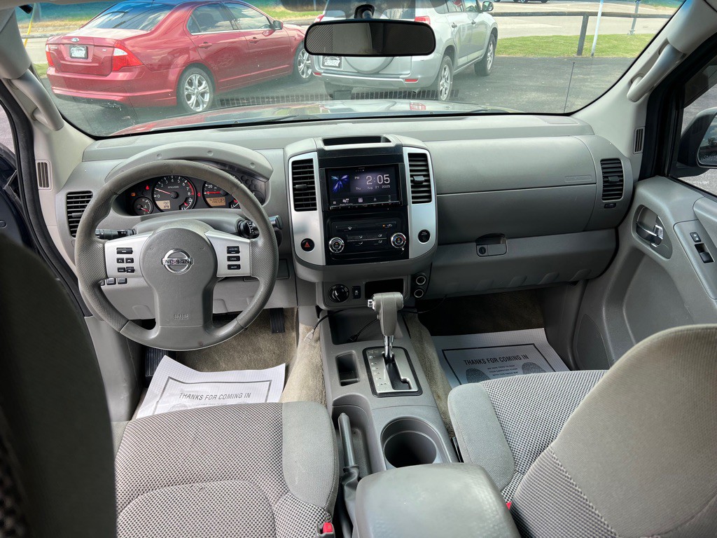 2015 Nissan Frontier Image 14