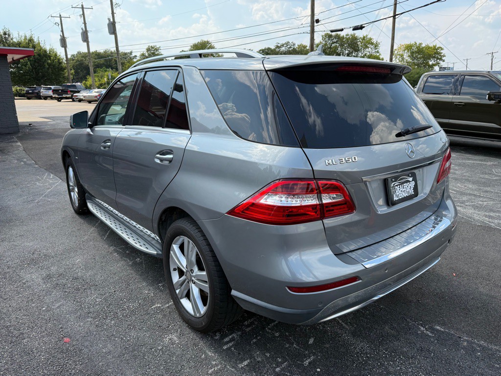 2012 Mercedes-Benz M-Class Image 3