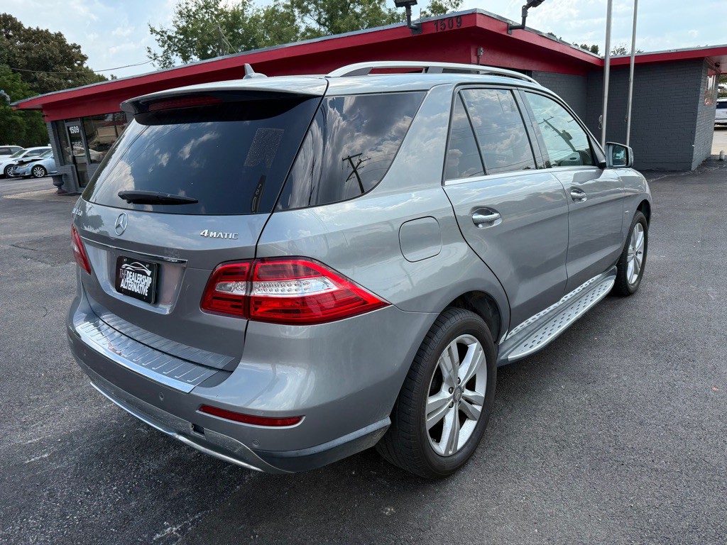 2012 Mercedes-Benz M-Class Image 5