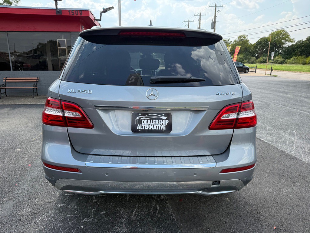 2012 Mercedes-Benz M-Class Image 6