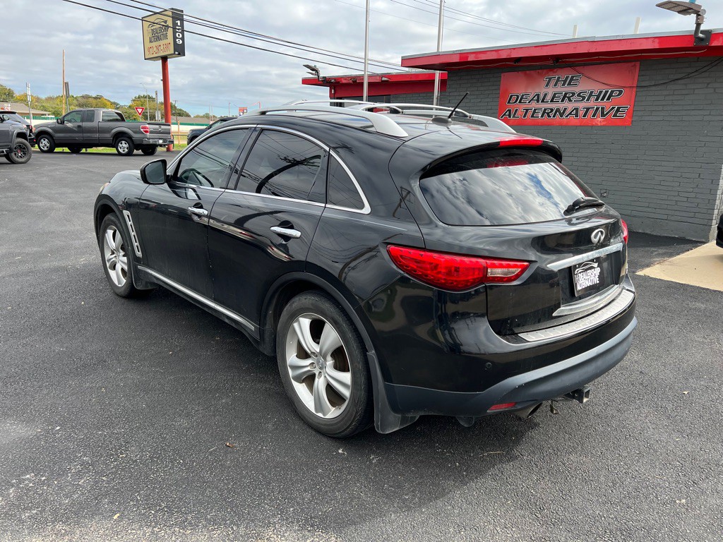 2011 INFINITI FX35 Image 3