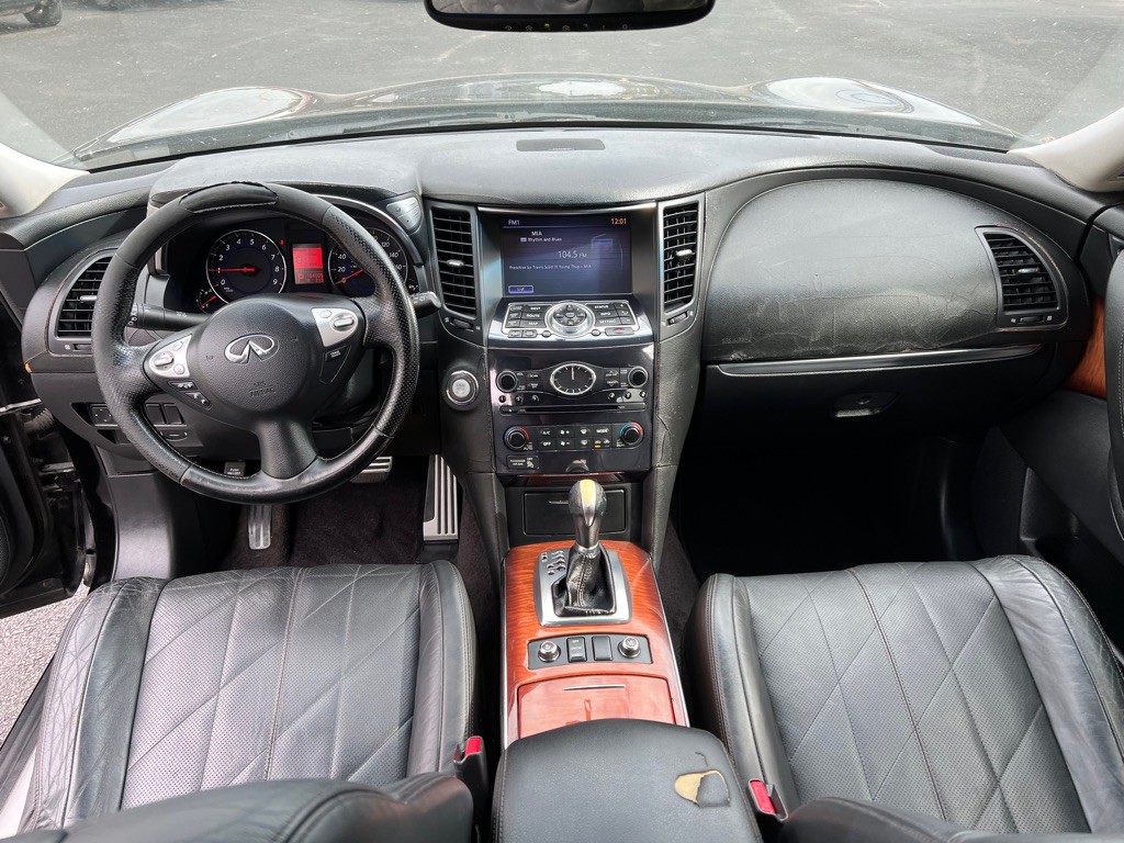2011 INFINITI FX35 Image 7