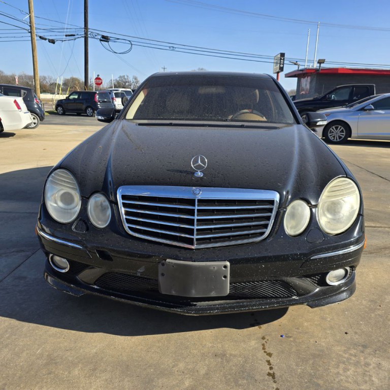 2009 Mercedes-Benz E-Class Image 3