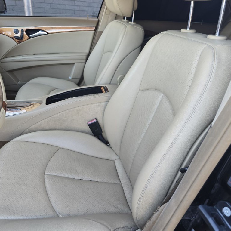 2009 Mercedes-Benz E-Class Image 9