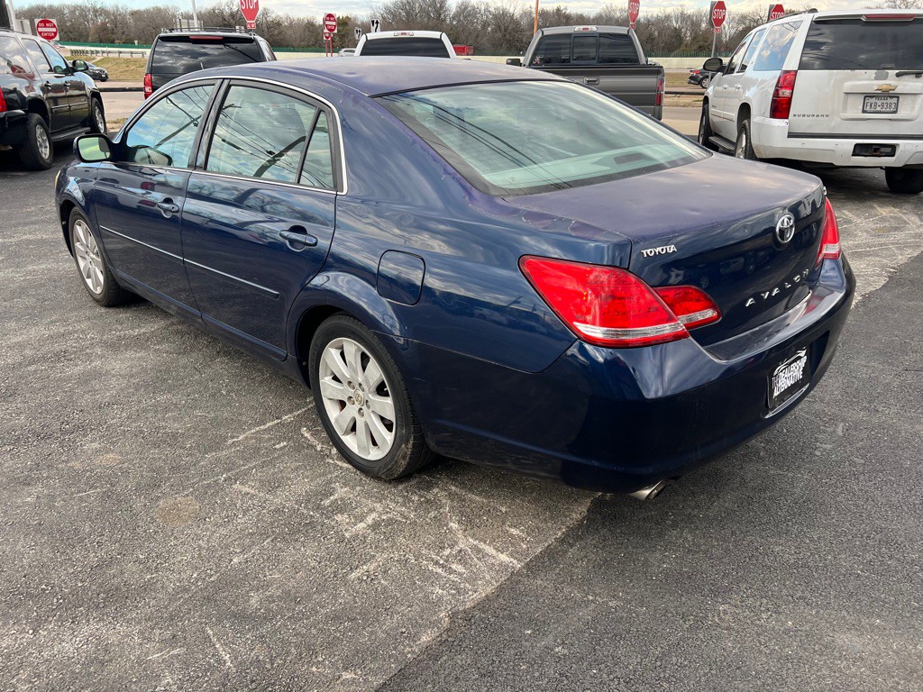 2007 Toyota Avalon Image 3
