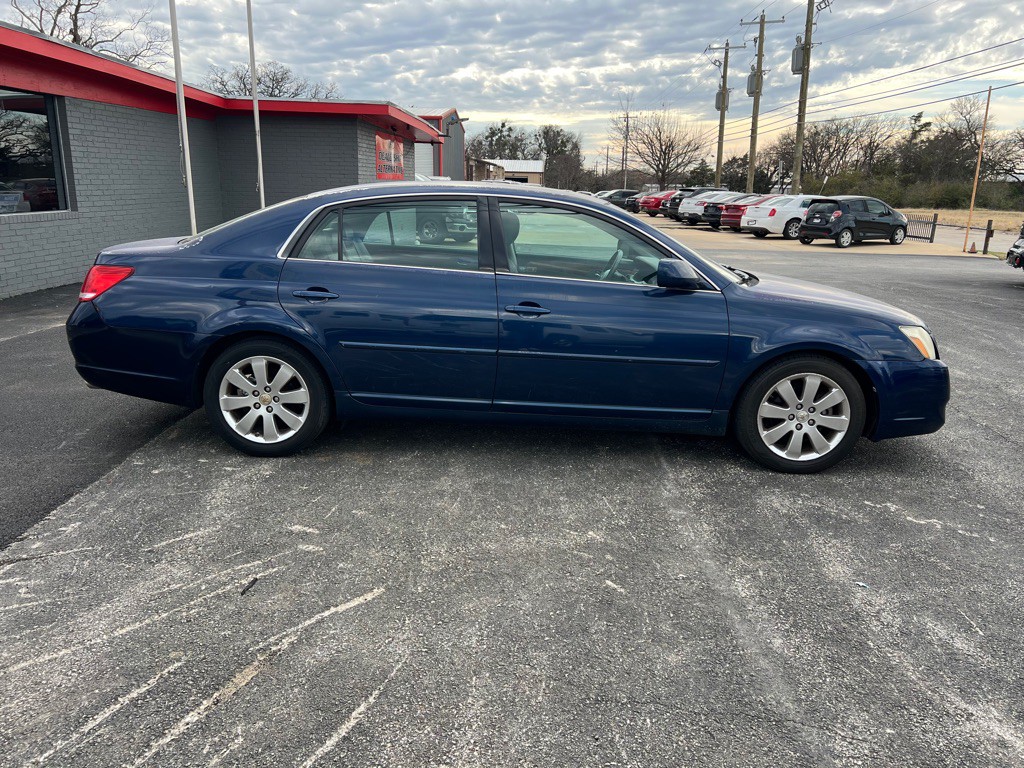 2007 Toyota Avalon Image 6