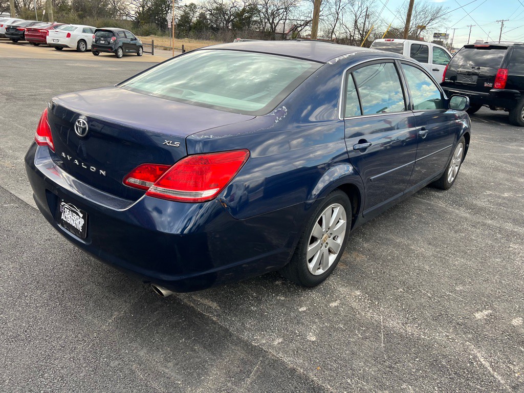 2007 Toyota Avalon Image 7