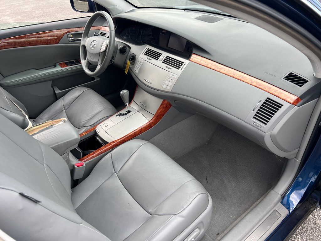 2007 Toyota Avalon Image 13