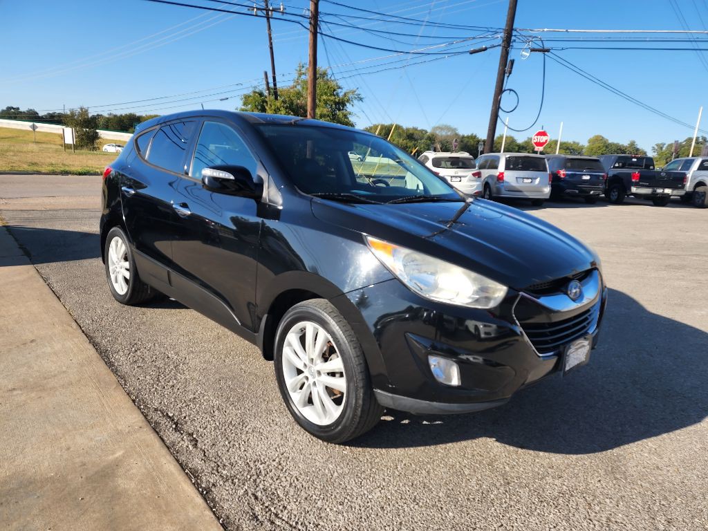 2011 Hyundai Tucson Image 2