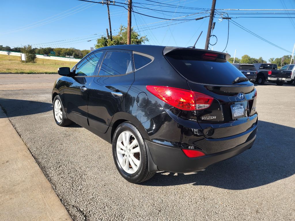 2011 Hyundai Tucson Image 7