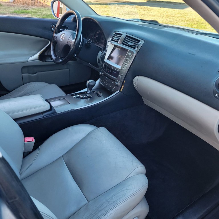 2008 Lexus IS Image 9