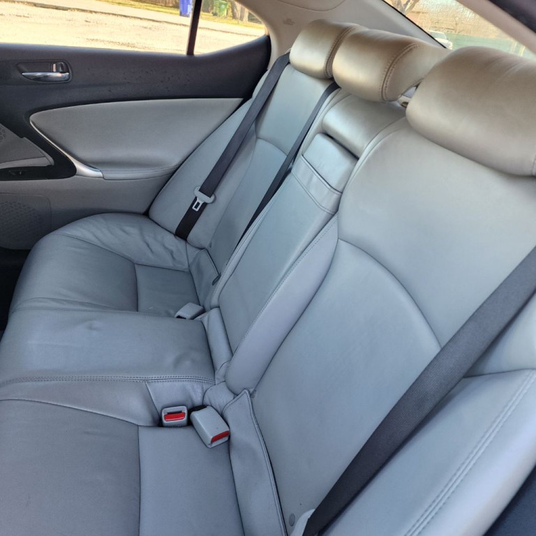 2008 Lexus IS Image 16