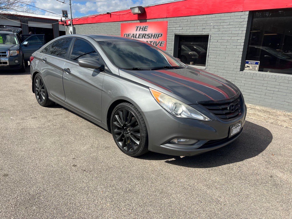 2013 Hyundai Sonata Image 4