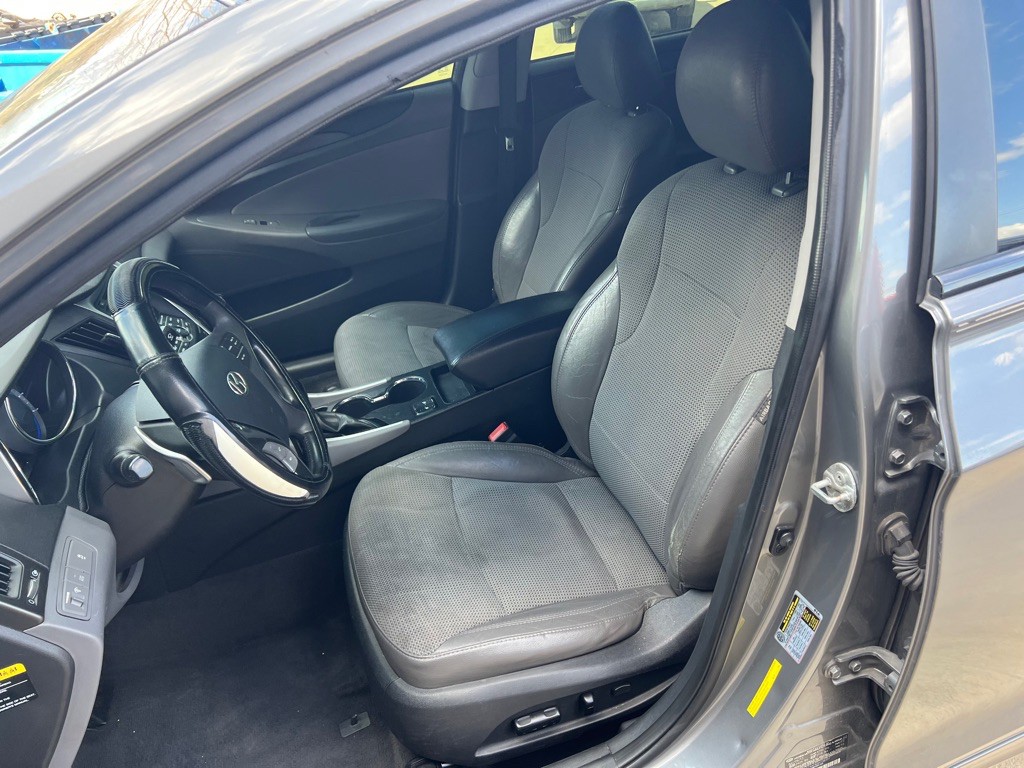 2013 Hyundai Sonata Image 12