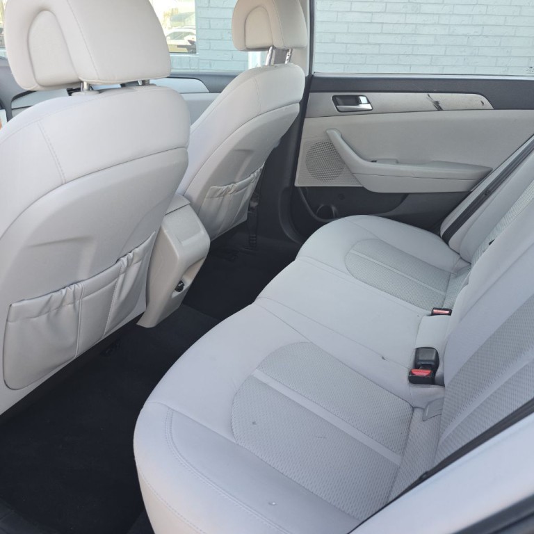 2016 Hyundai Sonata Image 12