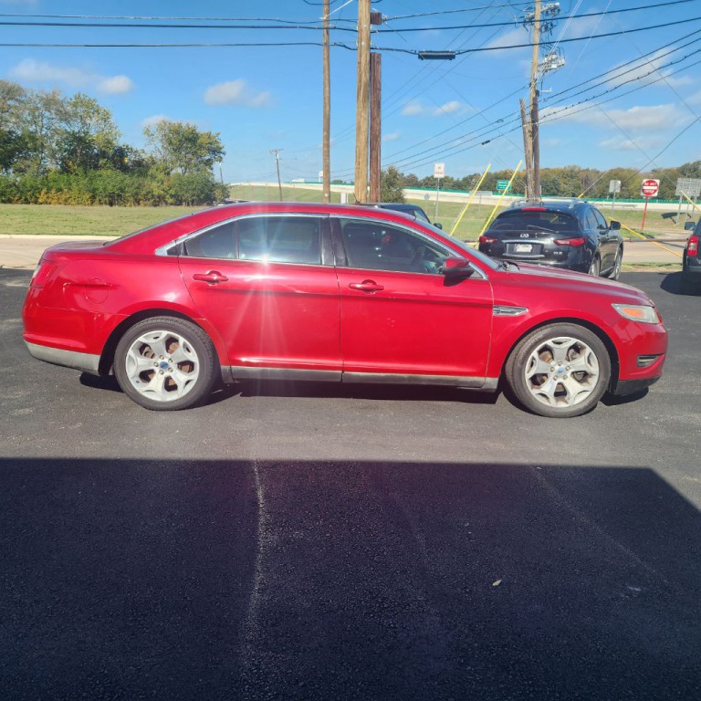 2011 Ford Taurus Image 4