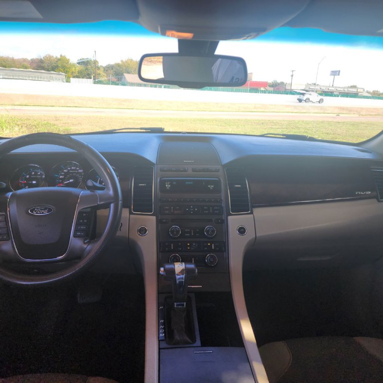 2011 Ford Taurus Image 15