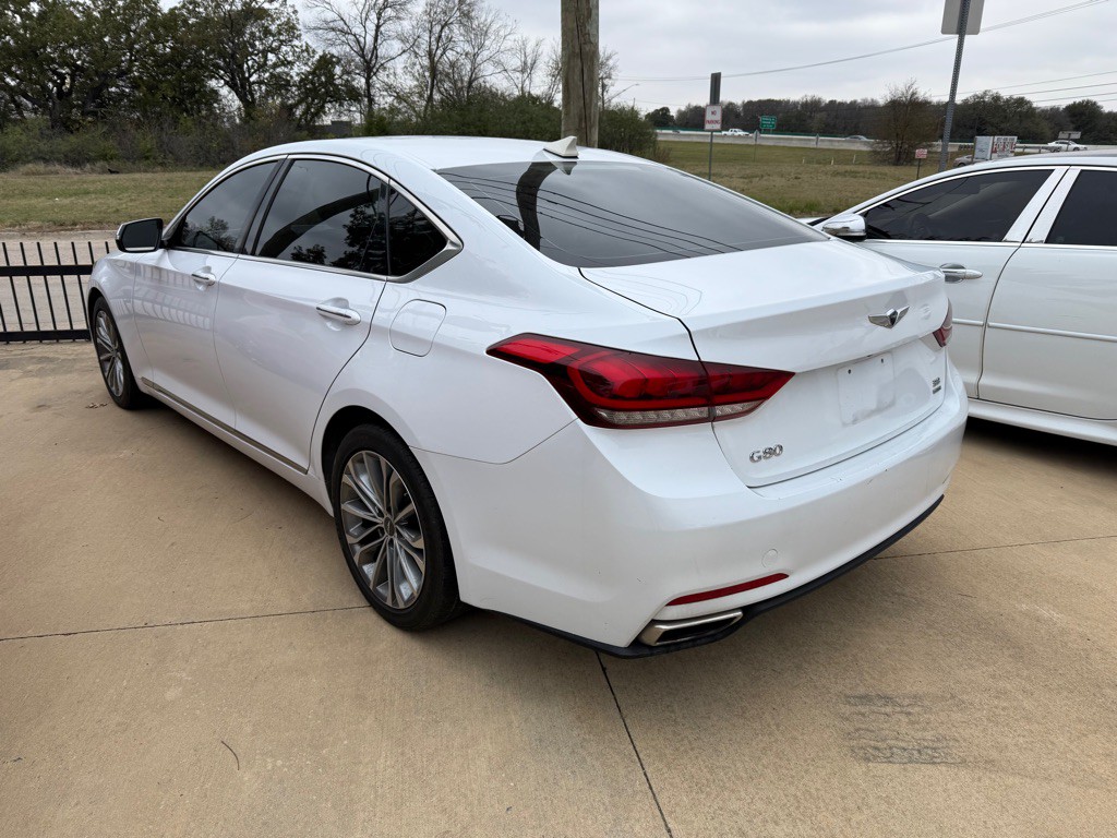 2017 Genesis G80 Image 2