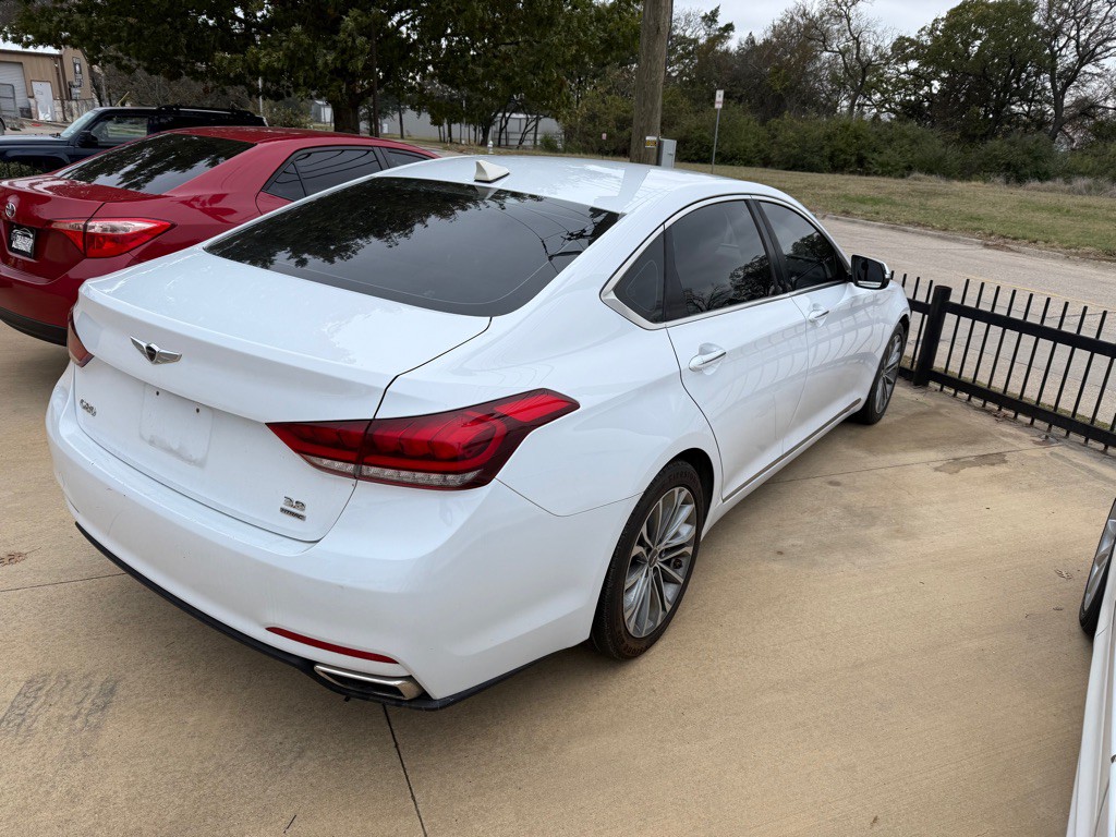 2017 Genesis G80 Image 3