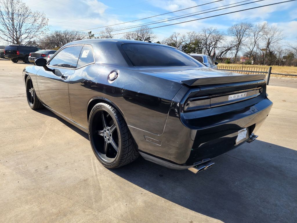 2009 Dodge Challenger Image 4