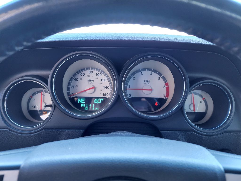 2009 Dodge Challenger Image 14