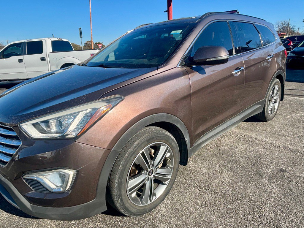 2015 Hyundai Santa Fe Image 2
