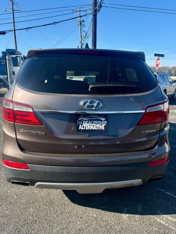 2015 Hyundai Santa Fe Image 4