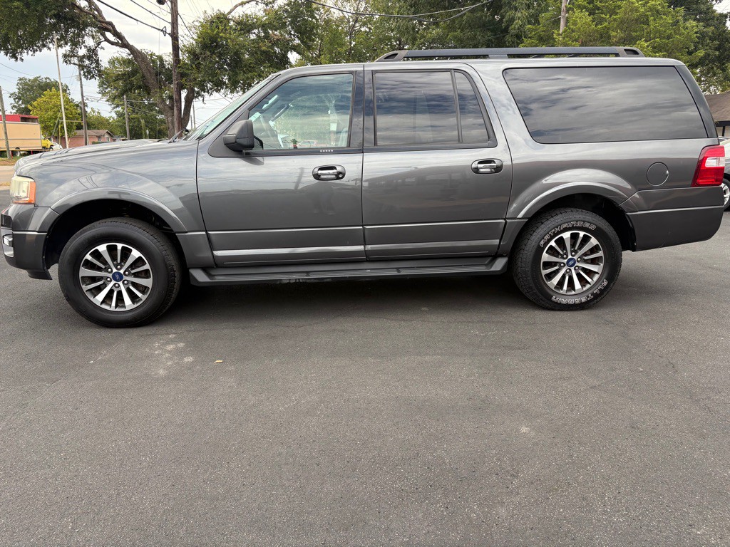 2015 Ford Expedition Image 2