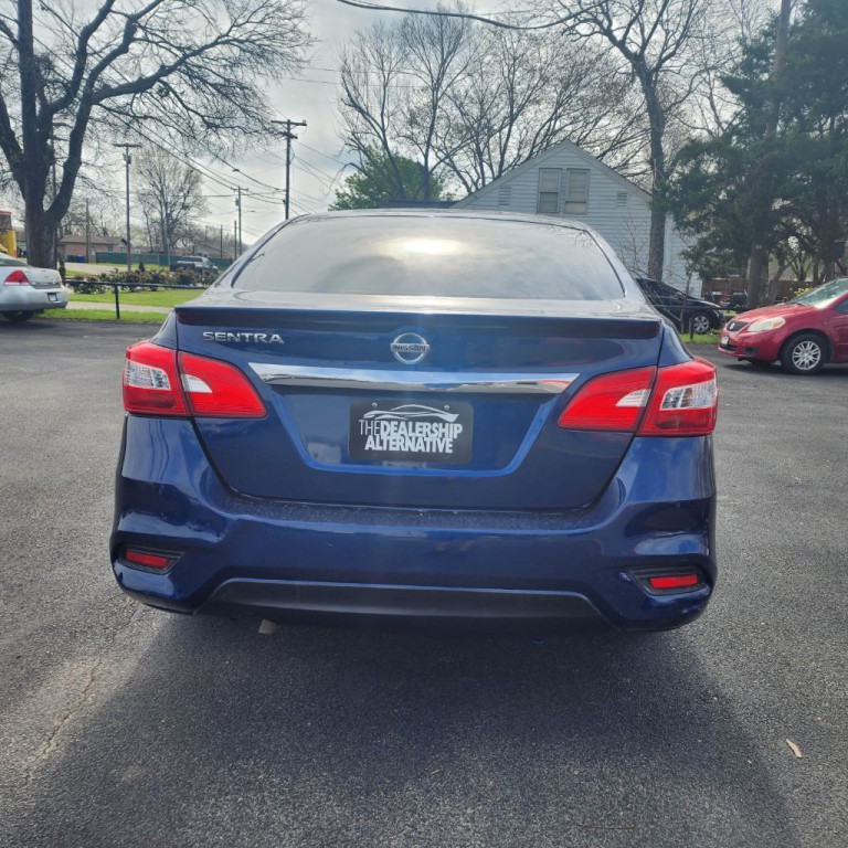 2017 Nissan Sentra Image 6