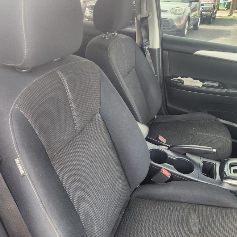 2017 Nissan Sentra Image 17