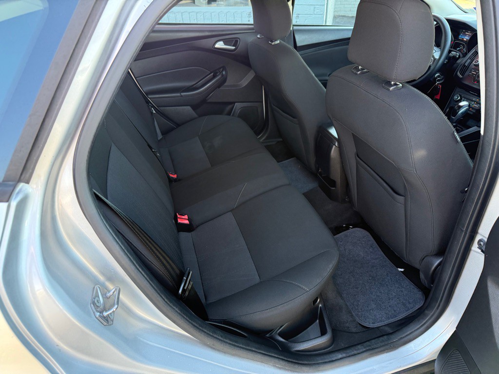 2015 Ford Focus Image 13